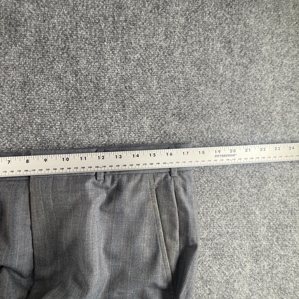 Vintage Mens Grey Pinstripe 2 Piece Suit Blazer and Trousers Set 35W 40R - Picture 6 of 11
